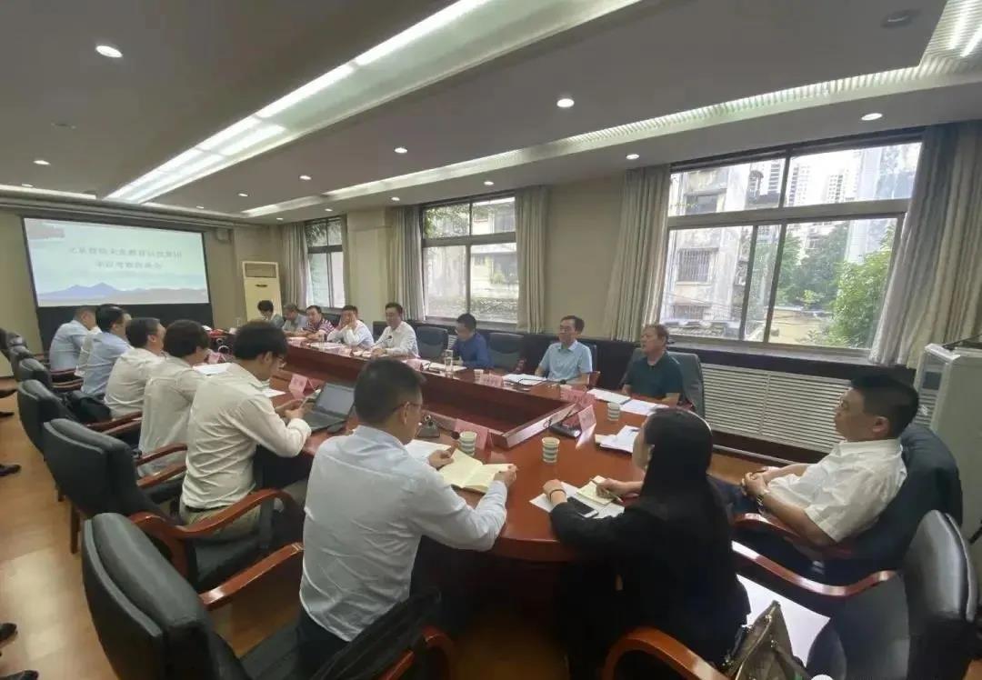 北京普瑞未来教育科技集团应邀赴汉中考察座谈，共促区域教育高质量发展