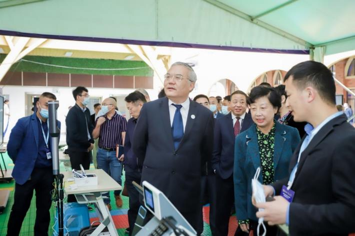 全球视野，国家战略，高端对话 | 国育未来教育科学研究院承办的数博会智慧教育赋能区域教育高质量发展论坛成功举办