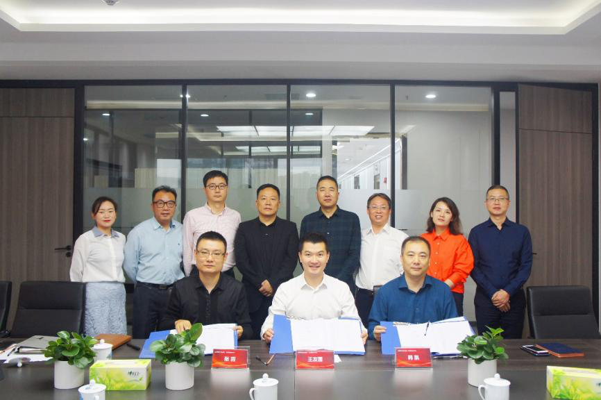 北京普瑞未来教育科技集团与成都空港兴城投资集团领导人在成都会晤并达成合作共识